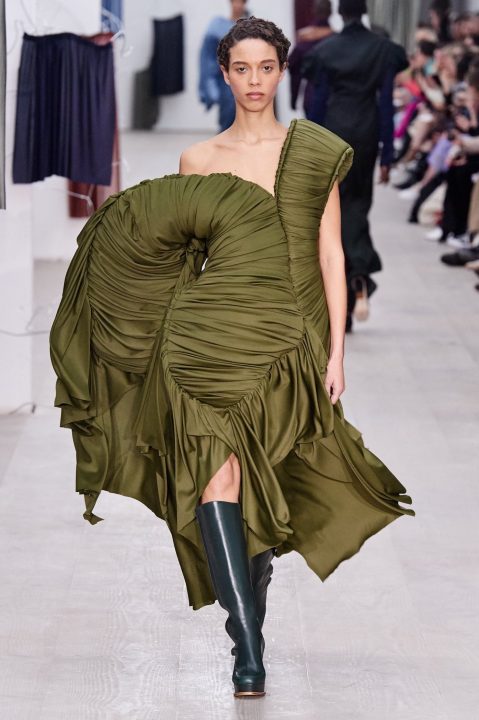 Autumn/Winter 2020 Ready-To-Wear/ Richard Malone-24