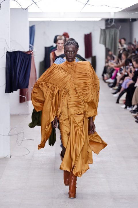 Autumn/Winter 2020 Ready-To-Wear/ Richard Malone-27
