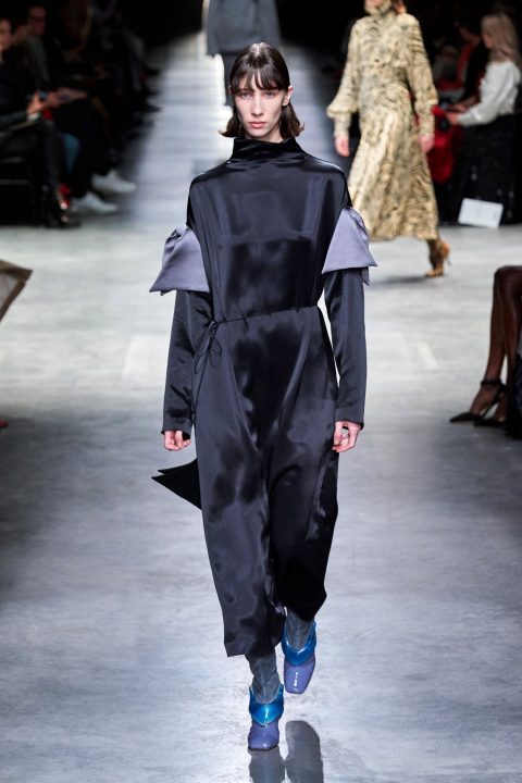 Autumn/Winter 2020 Ready-To-Wear/ Christopher Kane-31