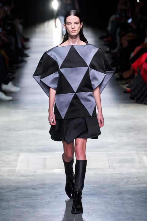 Autumn/Winter 2020 Ready-To-Wear/ Christopher Kane-37