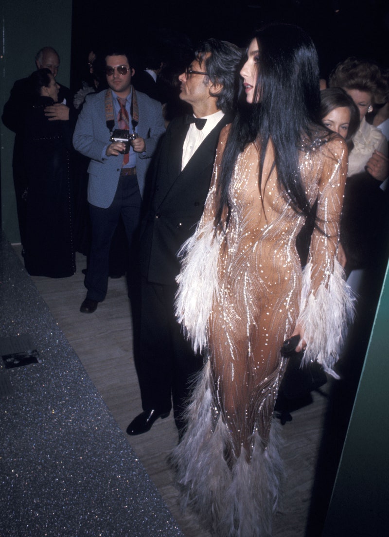 Cher 1974 30 εντυπωσιακά look που θα σας εμπνεύσουν να νικήσετε στο #MetGalaChallenge-30