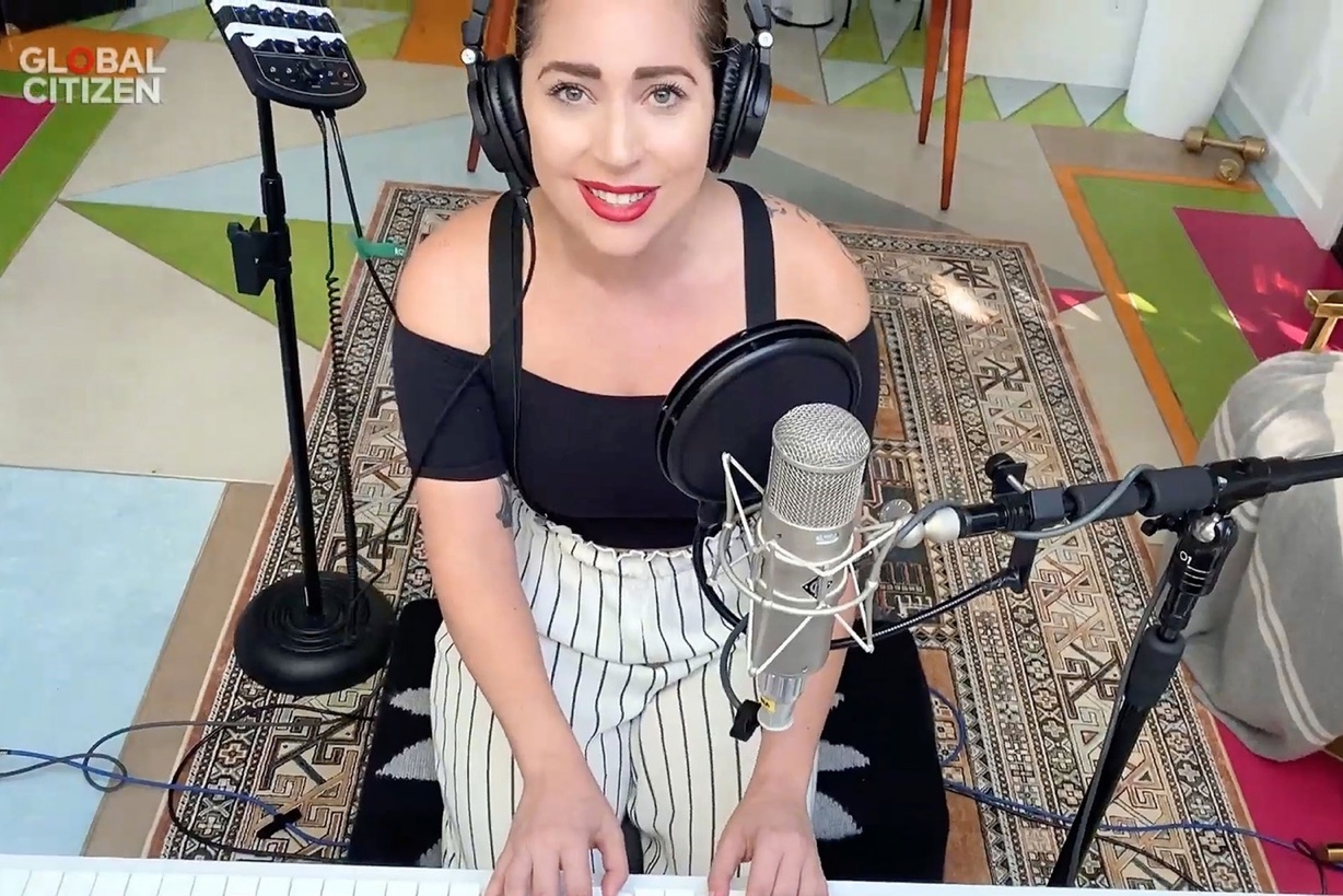 H Lady Gaga τραγουδά στο 'One World: Together At Home' του Global Citizen τον Απρίλιο του 2020. Mουσική βιομηχανία: Θα έχει αλλάξει για πάντα μετά την πανδημία;-1
