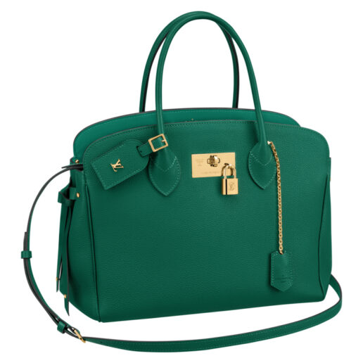 Louis Vuitton’s high-end leather bag ‘The Milla’. O Johnny Coca είναι ο νέος διευθυντής των Leather Goods της Louis Vuitton-2