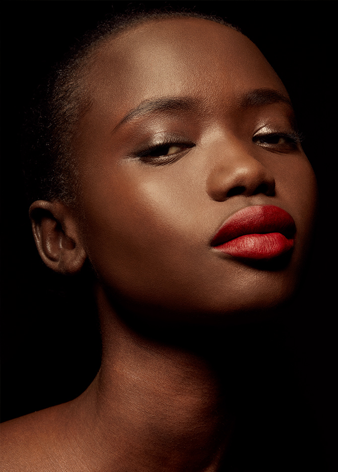 Η Celine Bernaerts αποκωδικοποιεί τις τάσεις του μακιγιάζ της τρέχουσας σεζόν-3