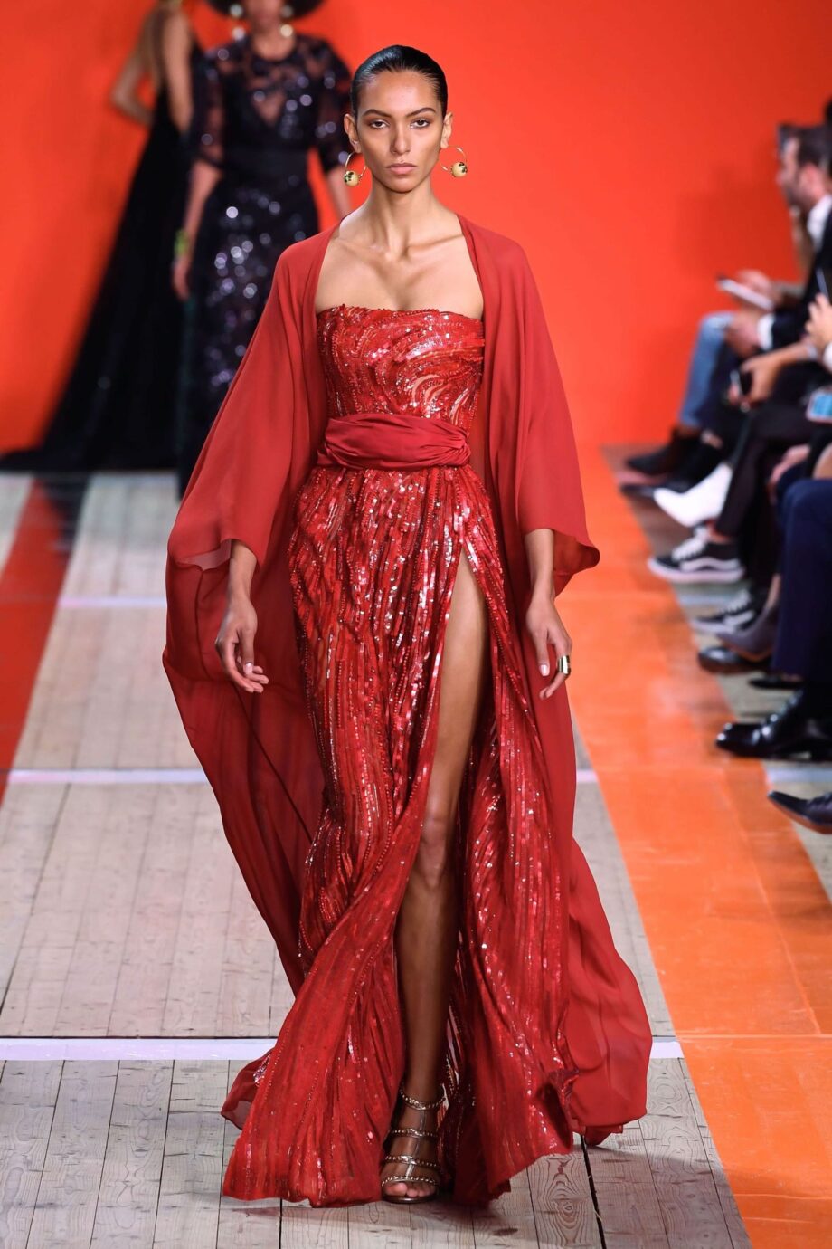 κόκκινο-φόρεμα-ο-σταρ-των-καλοκαιρι-146385