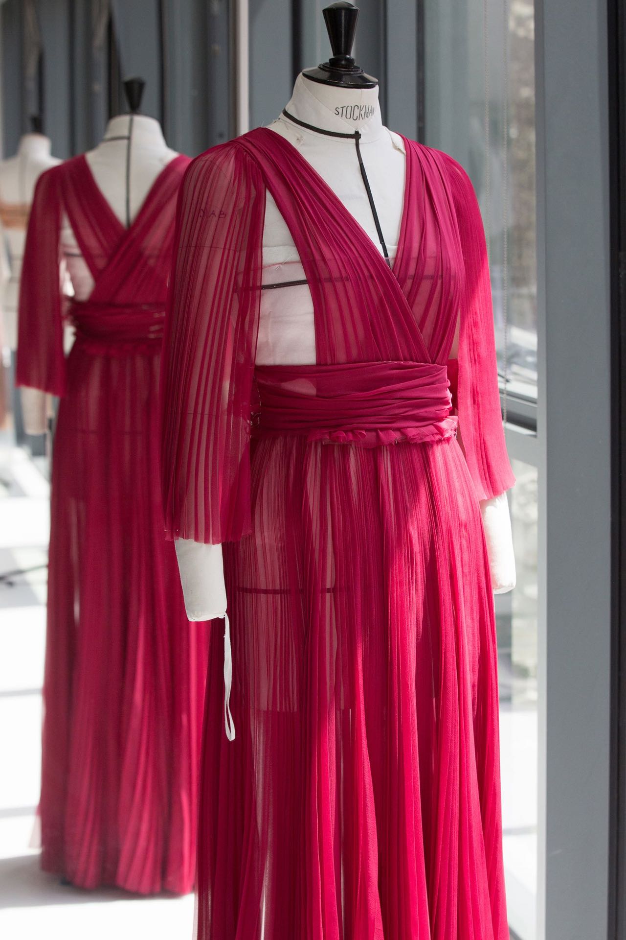 Η Maria Grazia Chiuri μιλάει για τη μαγεία της συλλογής Dior Cruise 2021-2