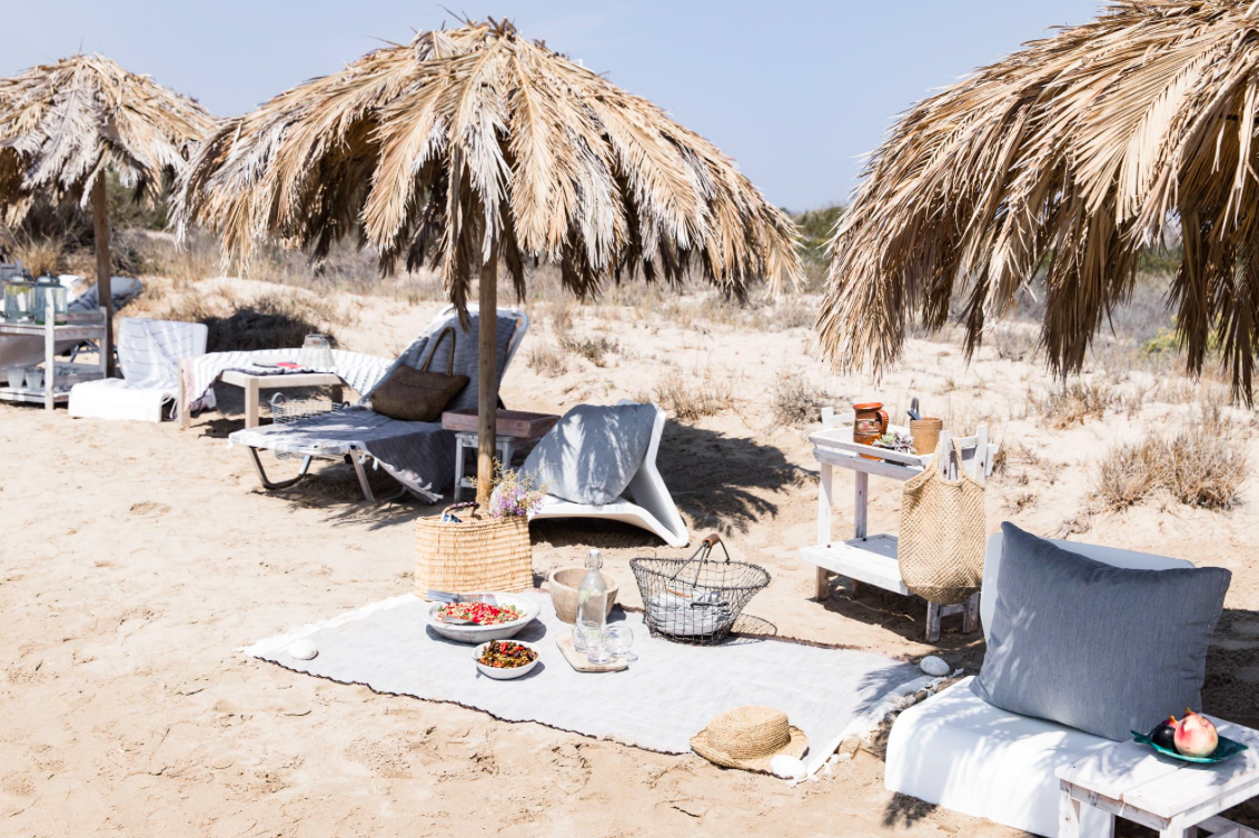 Το σπίτι της Σάντρας Χωρέμη στην Πάρο είναι σαν «λευκή αγκαλιά»-3