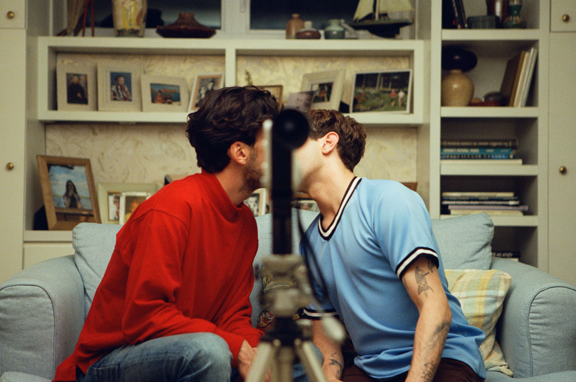 Matthias & Maxime O Xavier Dolan στη Vogue: «Ζούμε τη χρυσή εποχή των queer love stories»-1