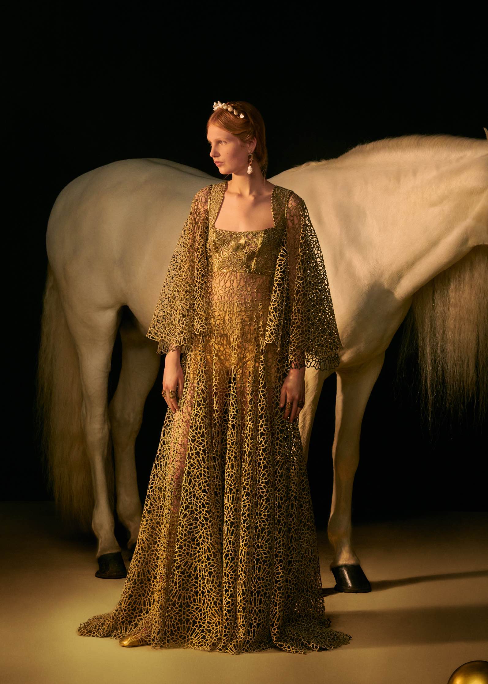 Spring/Summer 2021 Couture/ Christian Dior-32