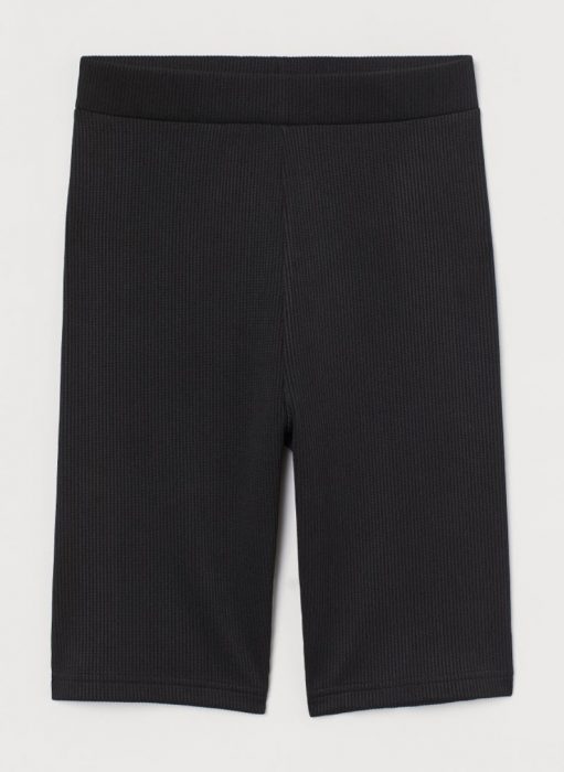 Spring Shopping: 10 basic αγορές θα απογειώσουν το στιλ του μήνα-6
