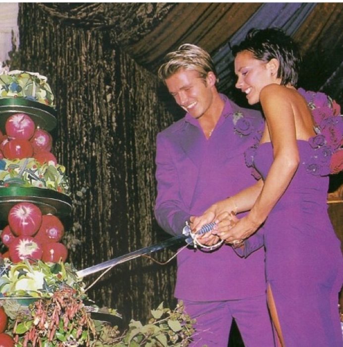 Αυτές οι σταρ δεν φόρεσαν λευκό νυφικό-2