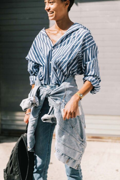 Τζιν και πουκάμισο: 10 non basic συνδυασμοί μας δίνουν ιδέες-6