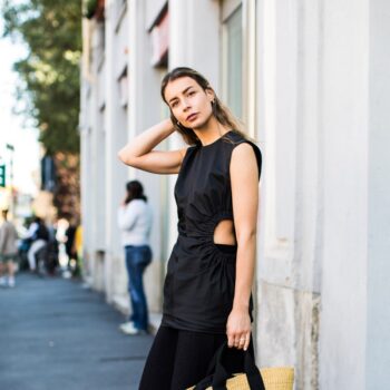 το-μαύρο-χρώμα-κάνει-take-over-και-στην-καλοκα-180414