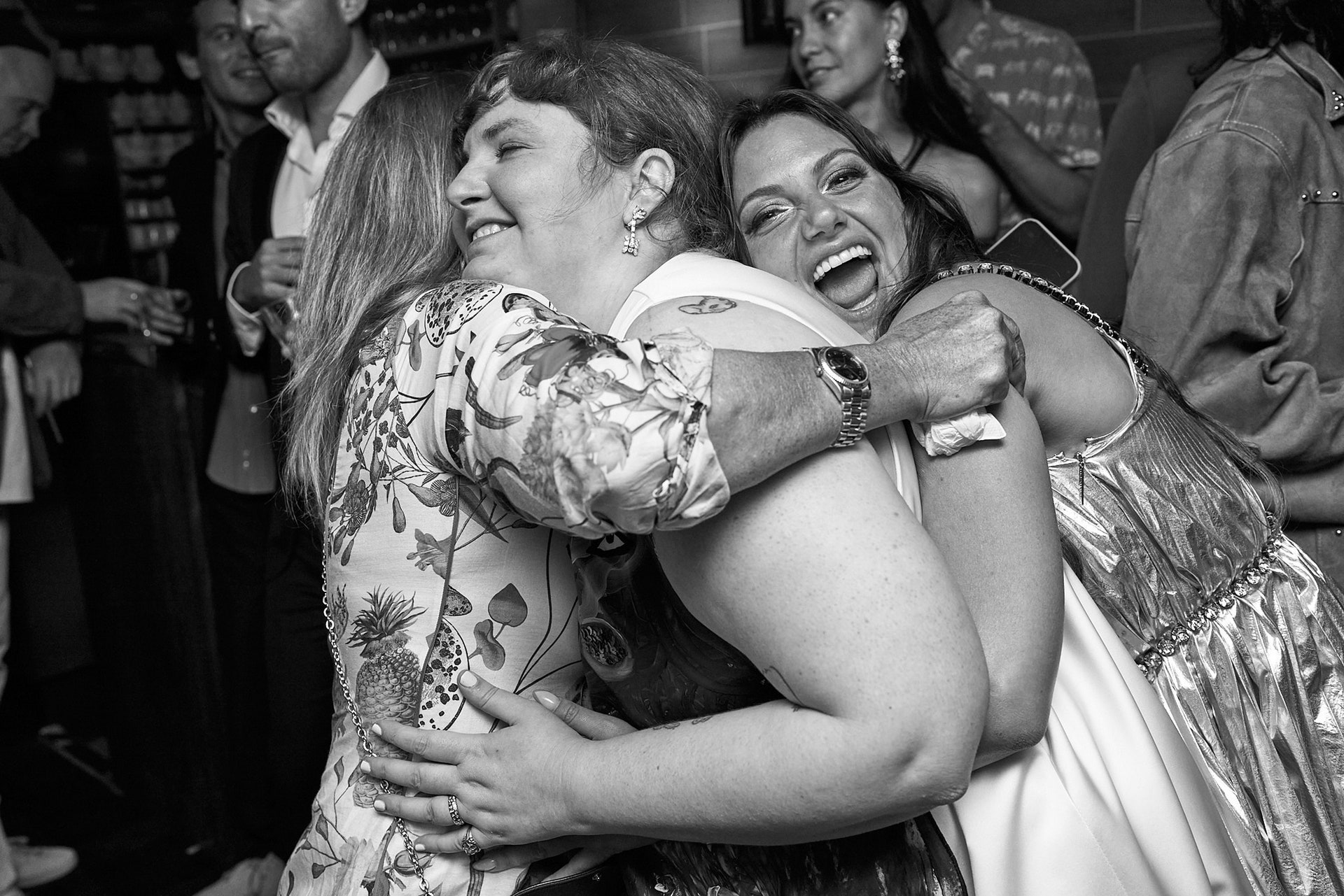 Just married: H Vogue στο γάμο της Lena Dunham στο Λονδίνο-31