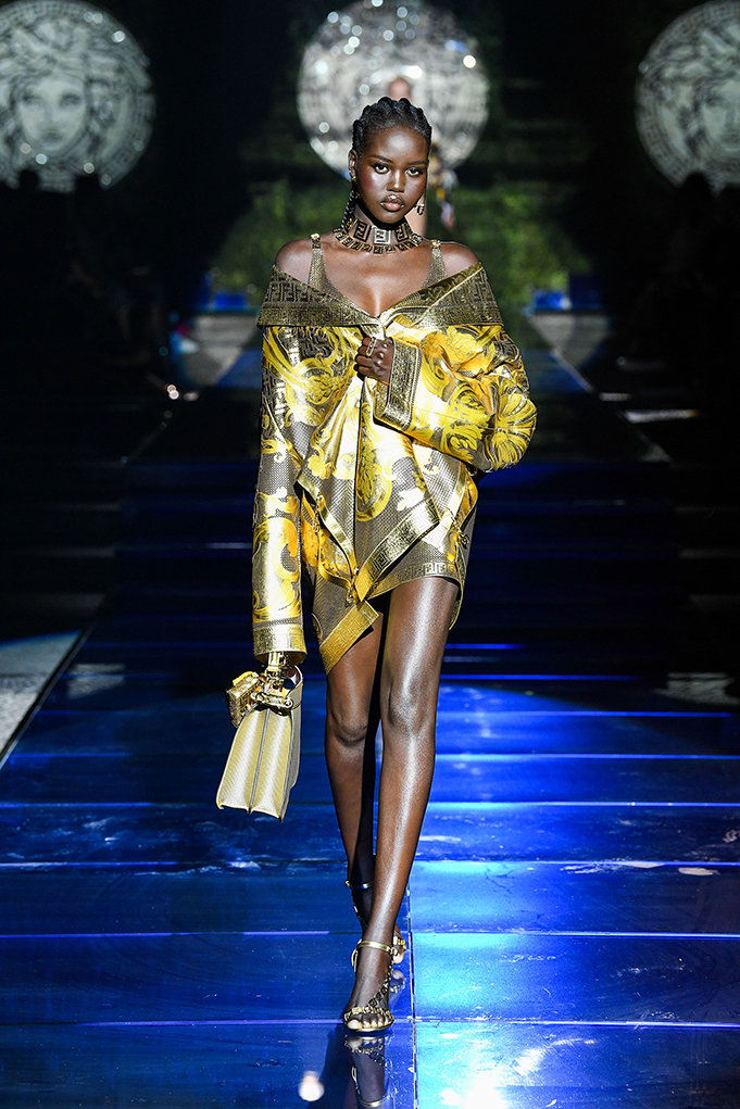 Fendi x Versace: Η συλλογή της χρονιάς είναι γεγονός-4