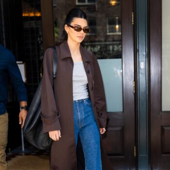 oversized-τσάντες-η-kendall-jenner-επαναφέρει-την-τάση-196878