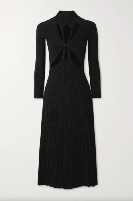 Little black dress: 10 timeless κομμάτια που θα φορέσουμε από το πρωί μέχρι το βράδυ-4