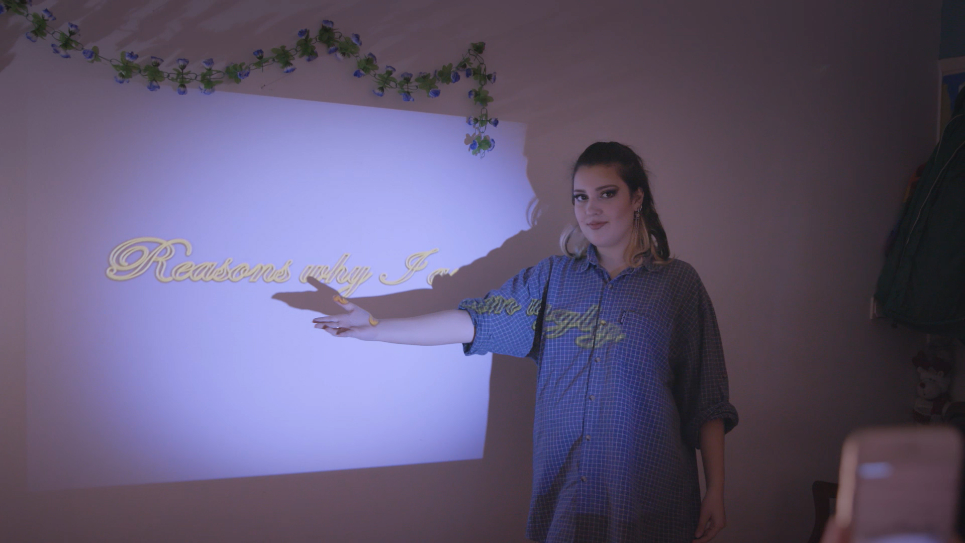 The X-File: Τρία κορίτσια ανθίζουν μέσα στο lockdown-1