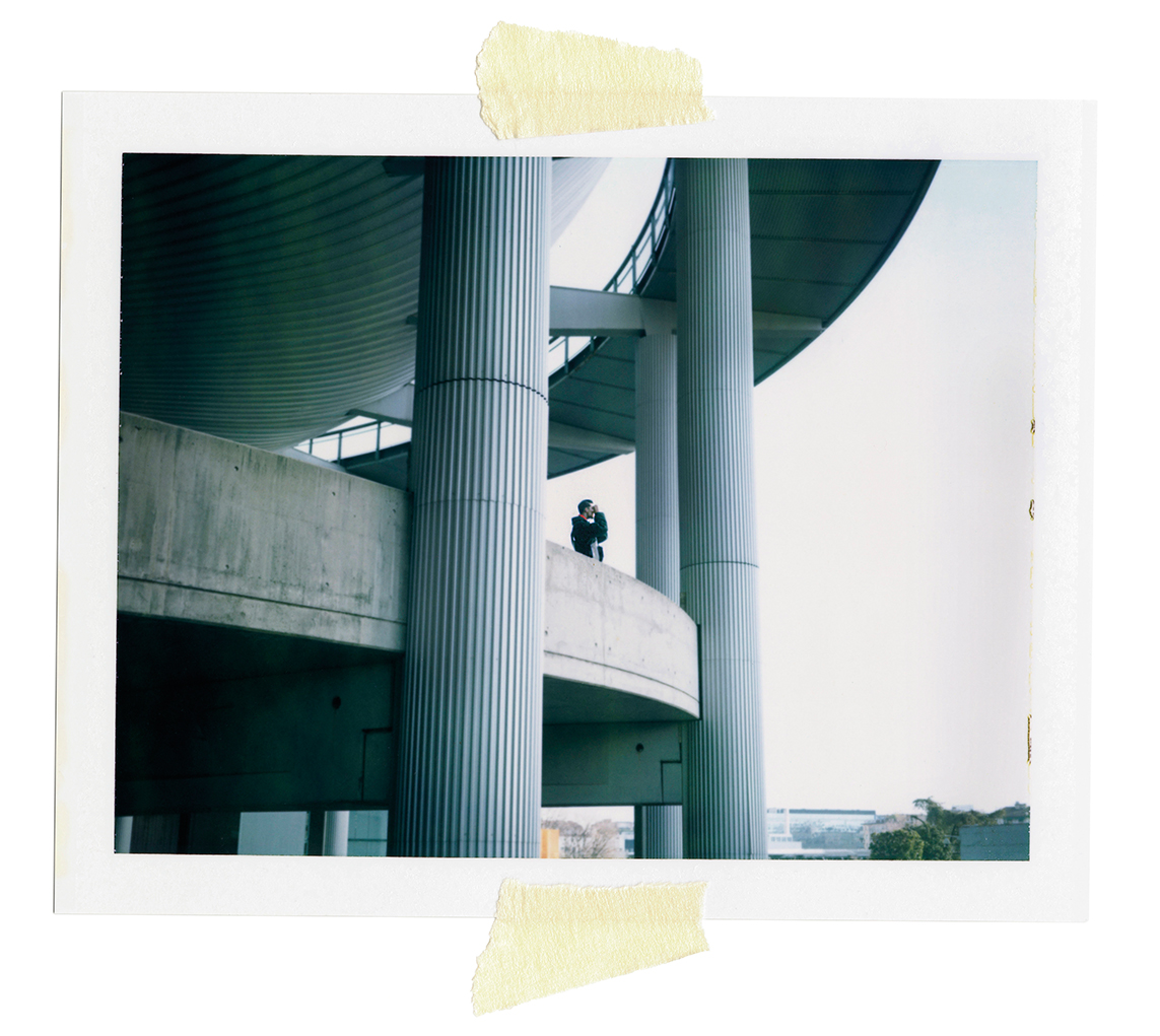 Ο James Ferragamo για το χθες και το αύριο του ιταλικού οίκου-1