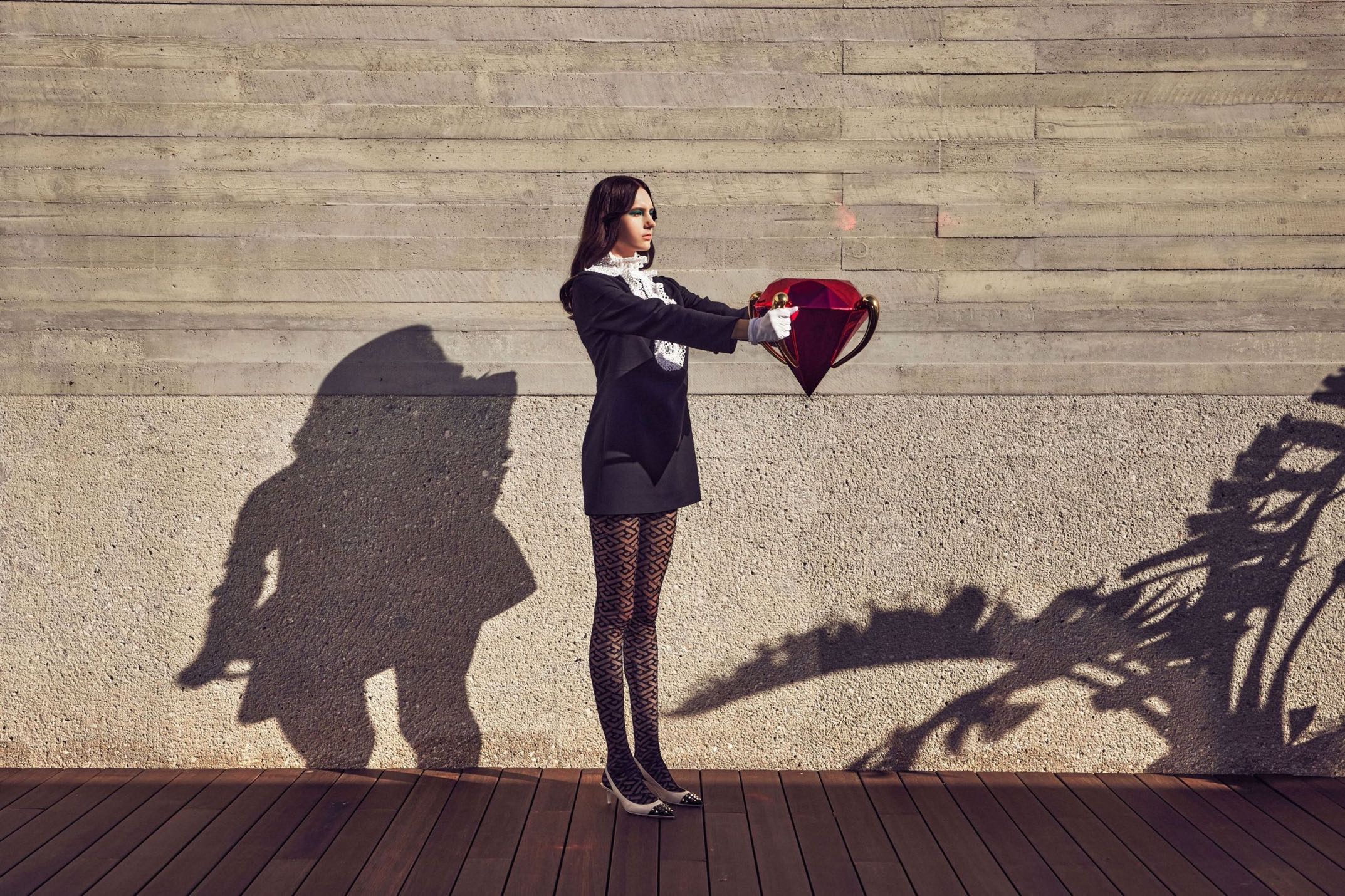 Jeff Koons: Δύο έργα του αποκλειστικά στη Luisa World-3