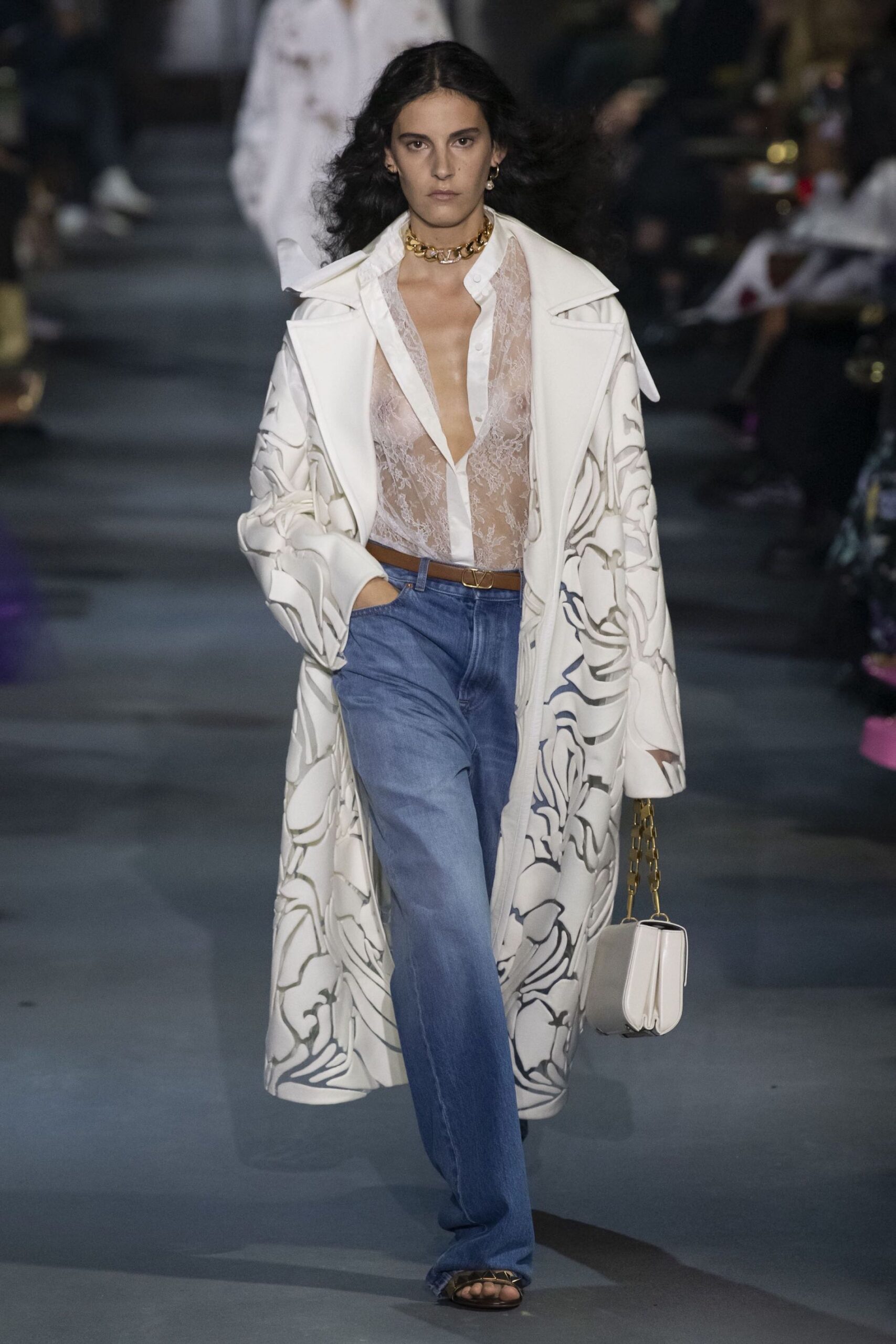 Jeans στο γραφείο: Οι πιο updated συνδυασμοί για τον χειμώνα-4