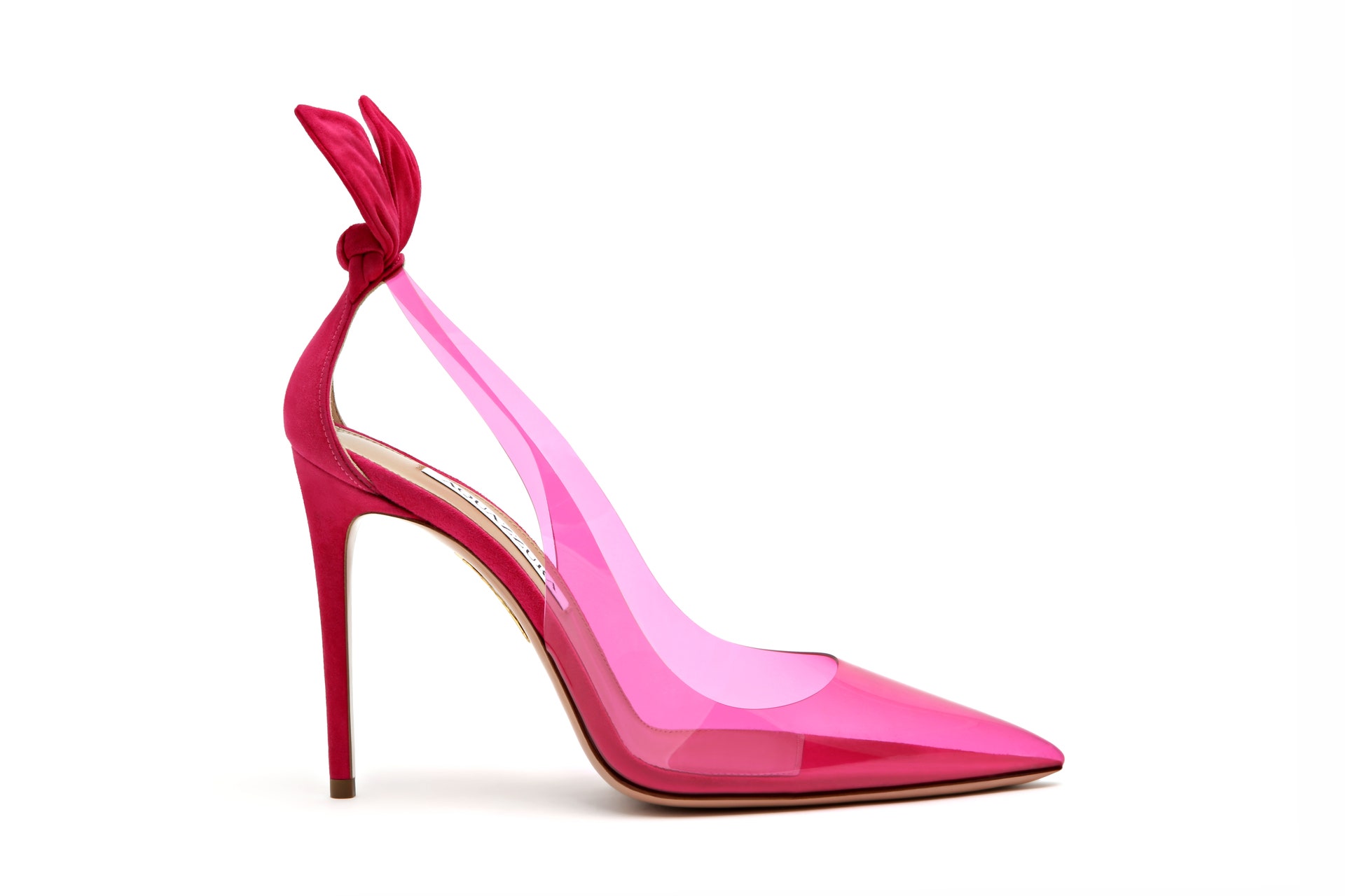 Ο Edgardo Osorio και η Alex Rivière αποκαλύπτουν τα go-to shoes των Χριστουγέννων στη Vogue Greece-12