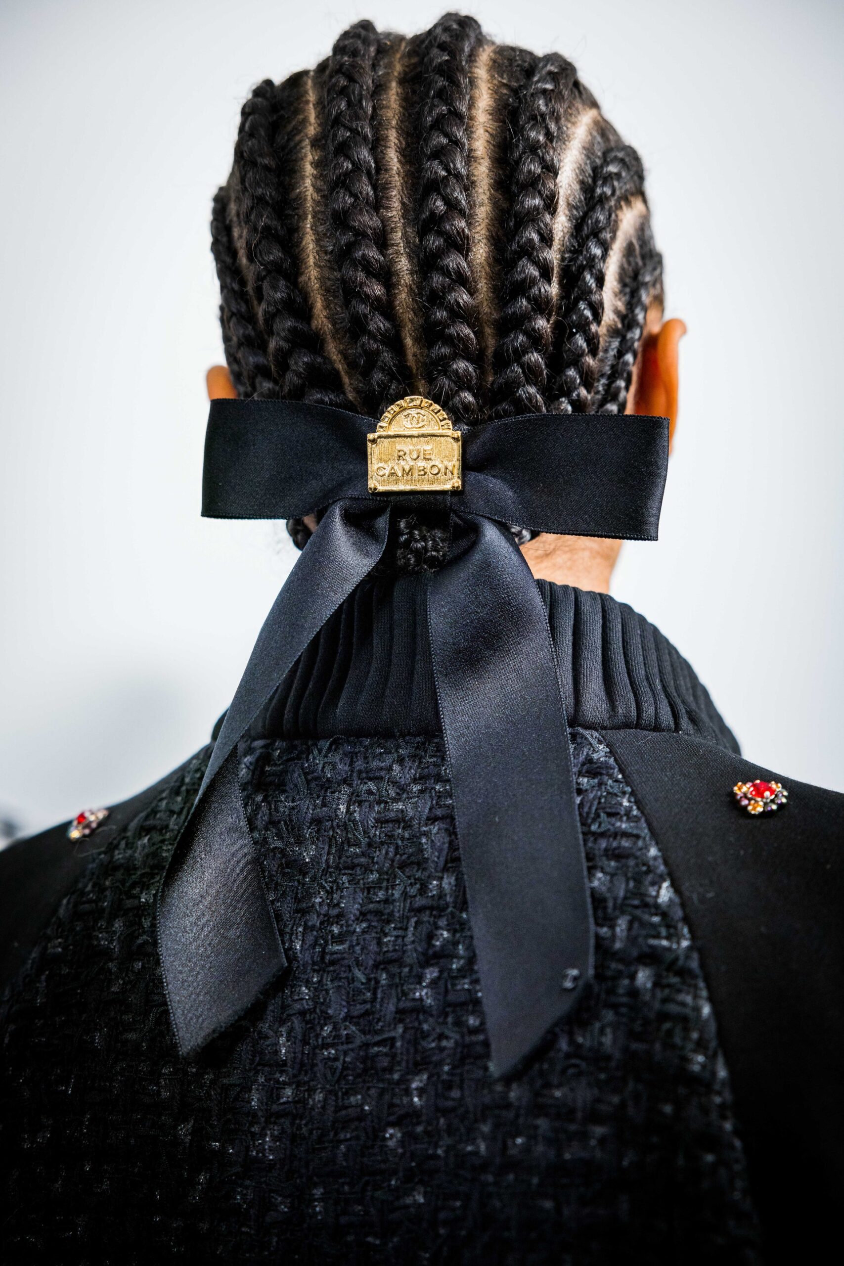 Η Vogue στο backstage του Chanel Métiers d’Art show-11