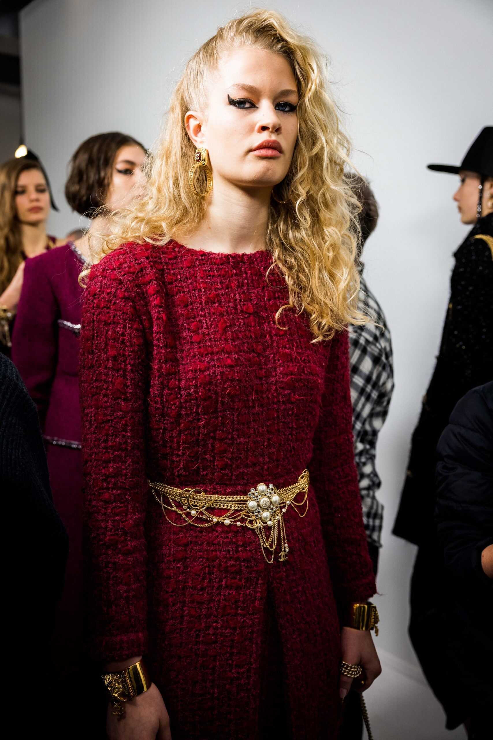 Η Vogue στο backstage του Chanel Métiers d’Art show-6