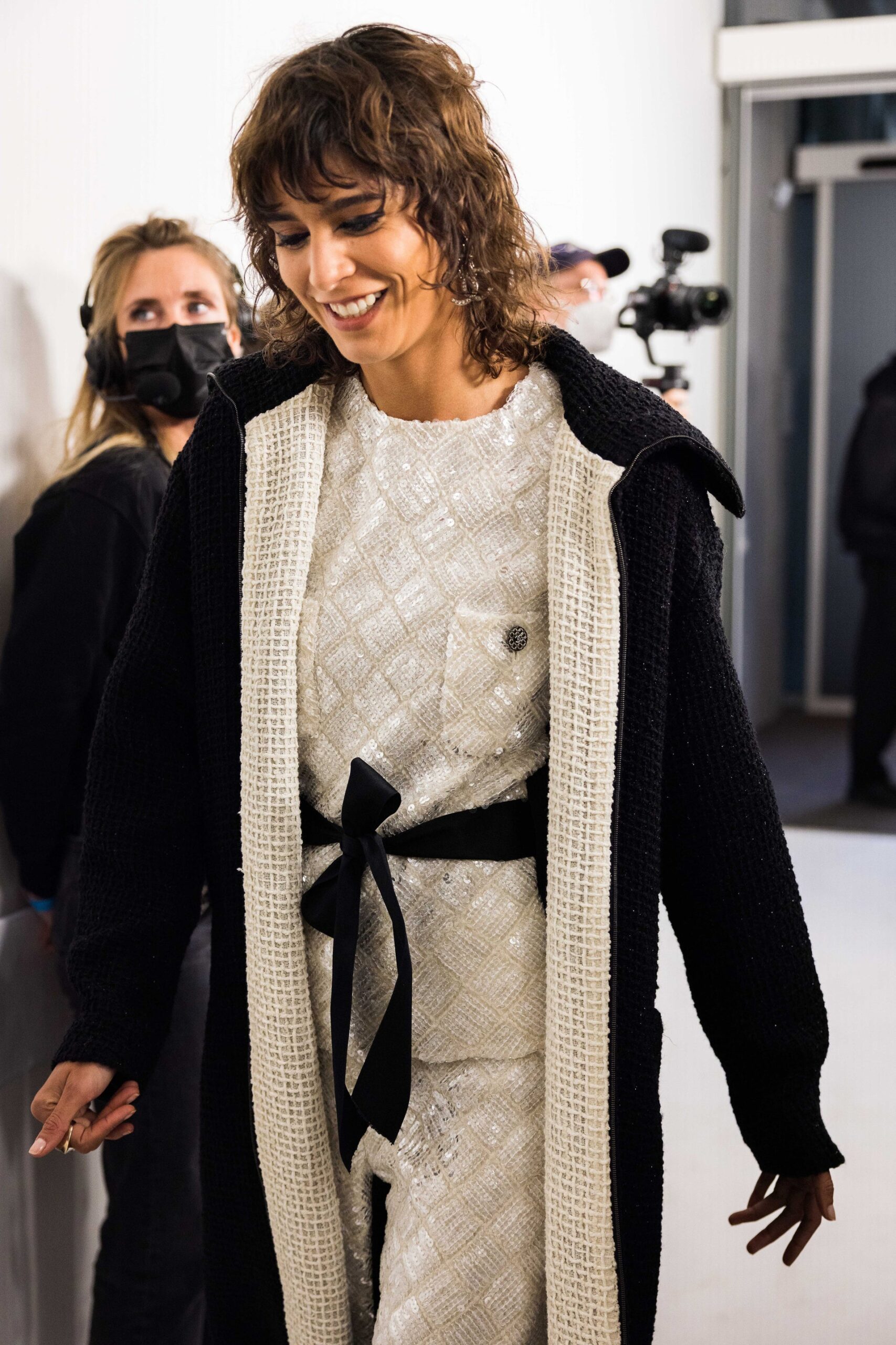 Η Vogue στο backstage του Chanel Métiers d’Art show-16
