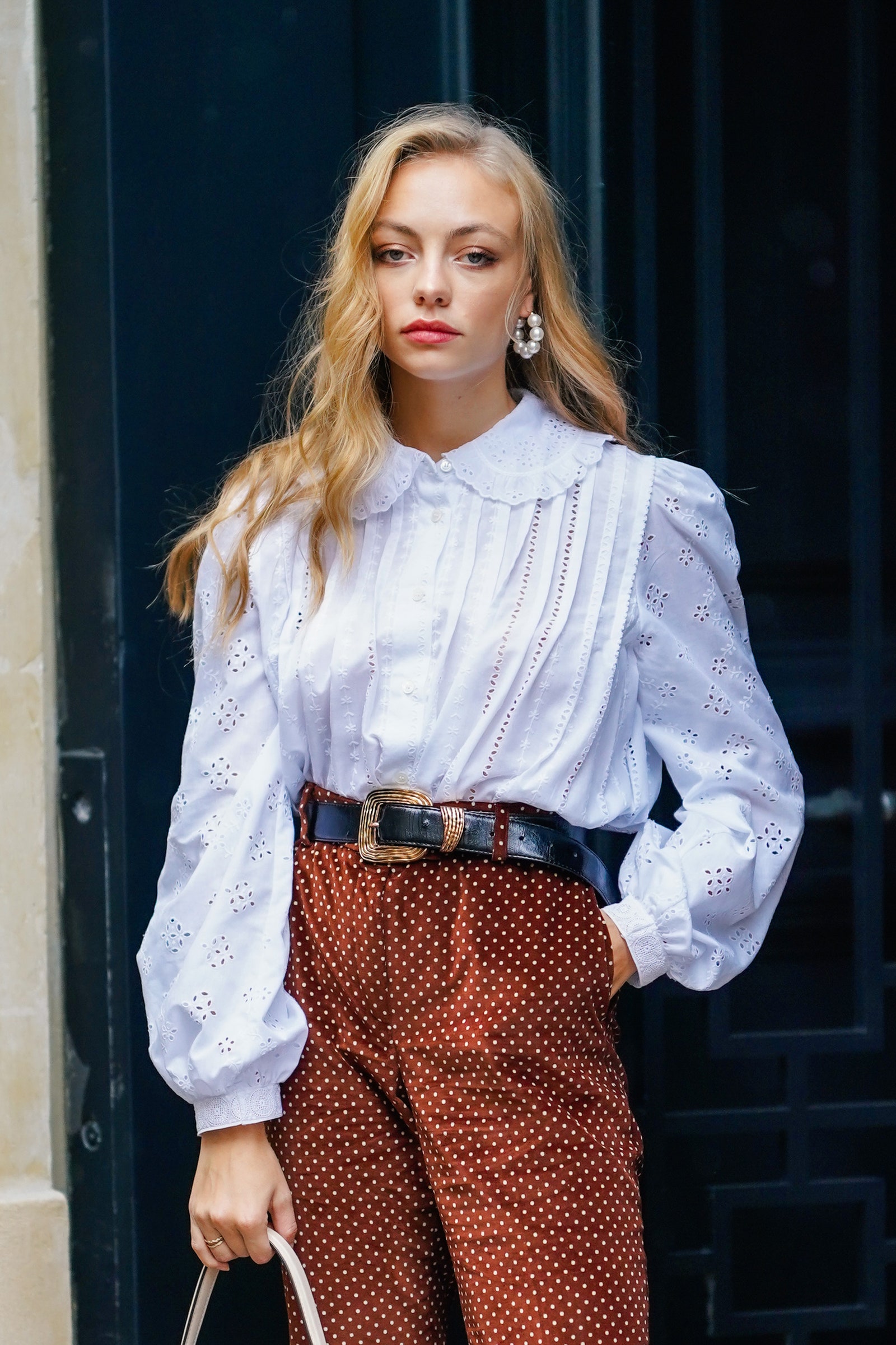 Blouses: Οι πιο κομψοί συνδυασμοί για να τα φορέσετε με στυλ-5