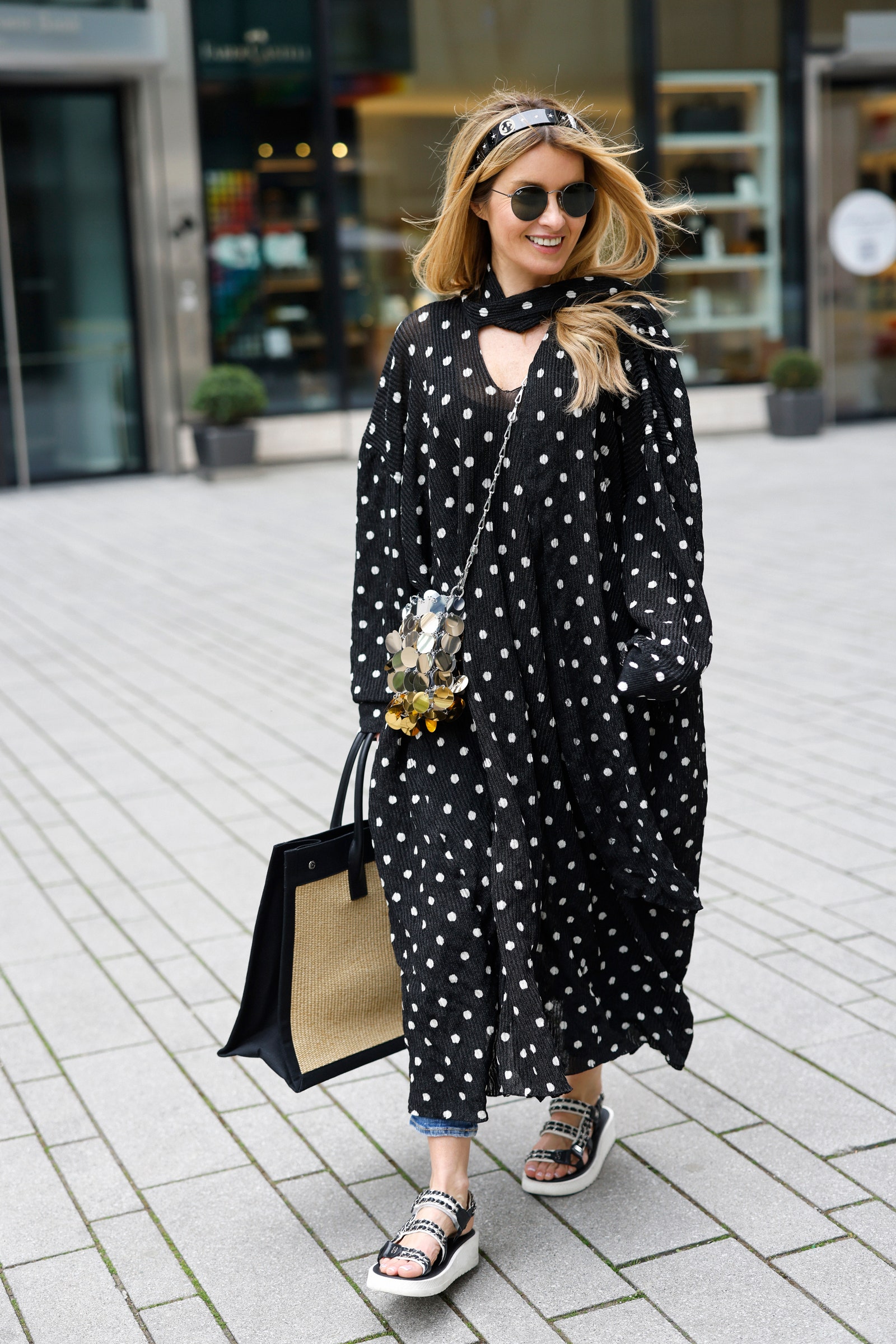 Στέκα: Το αξεσουάρ των πιο chic χειμερινών look-5