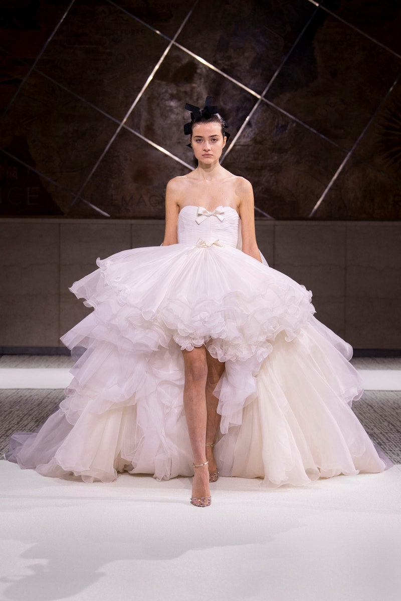 Τα πιο εντυπωσιακά νυφικά της Couture Week-6