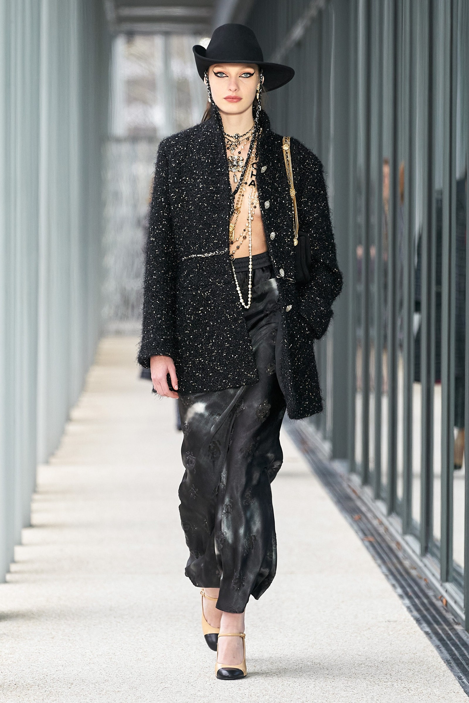 12 fashion ιδέες από τις Pre-Fall συλλογές του 2022-6