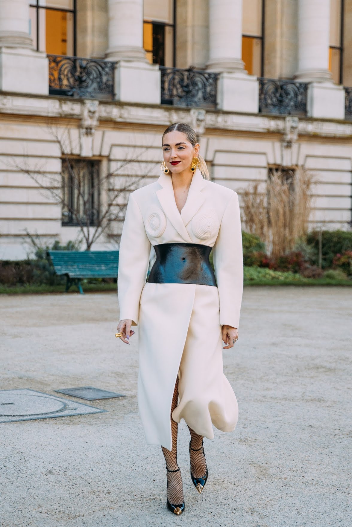 Couture Street Style: Η Vogue καταγράφει τις ωραιότερες εμφανίσεις από τους δρόμους του Παρισιού-3