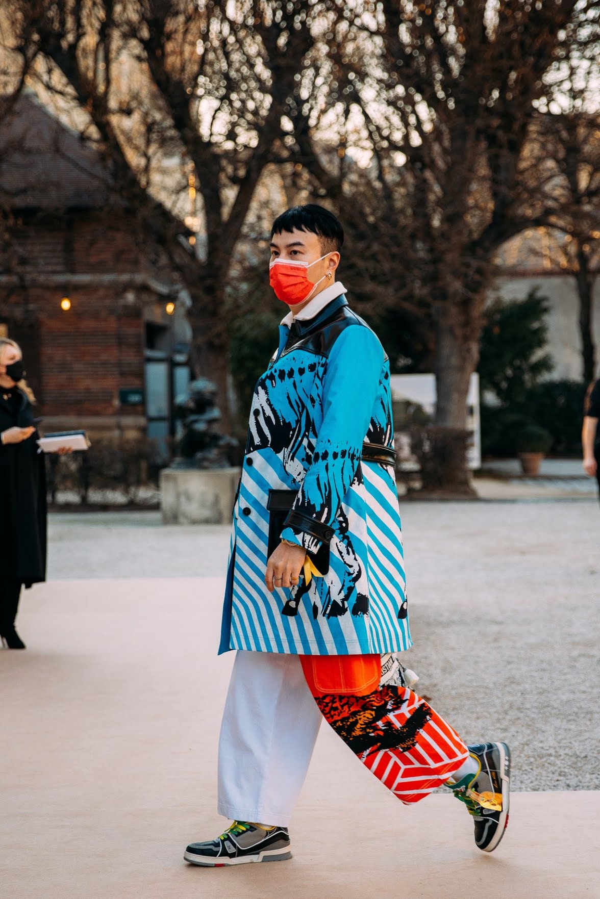 Couture Street Style: Η Vogue καταγράφει τις ωραιότερες εμφανίσεις από τους δρόμους του Παρισιού-7