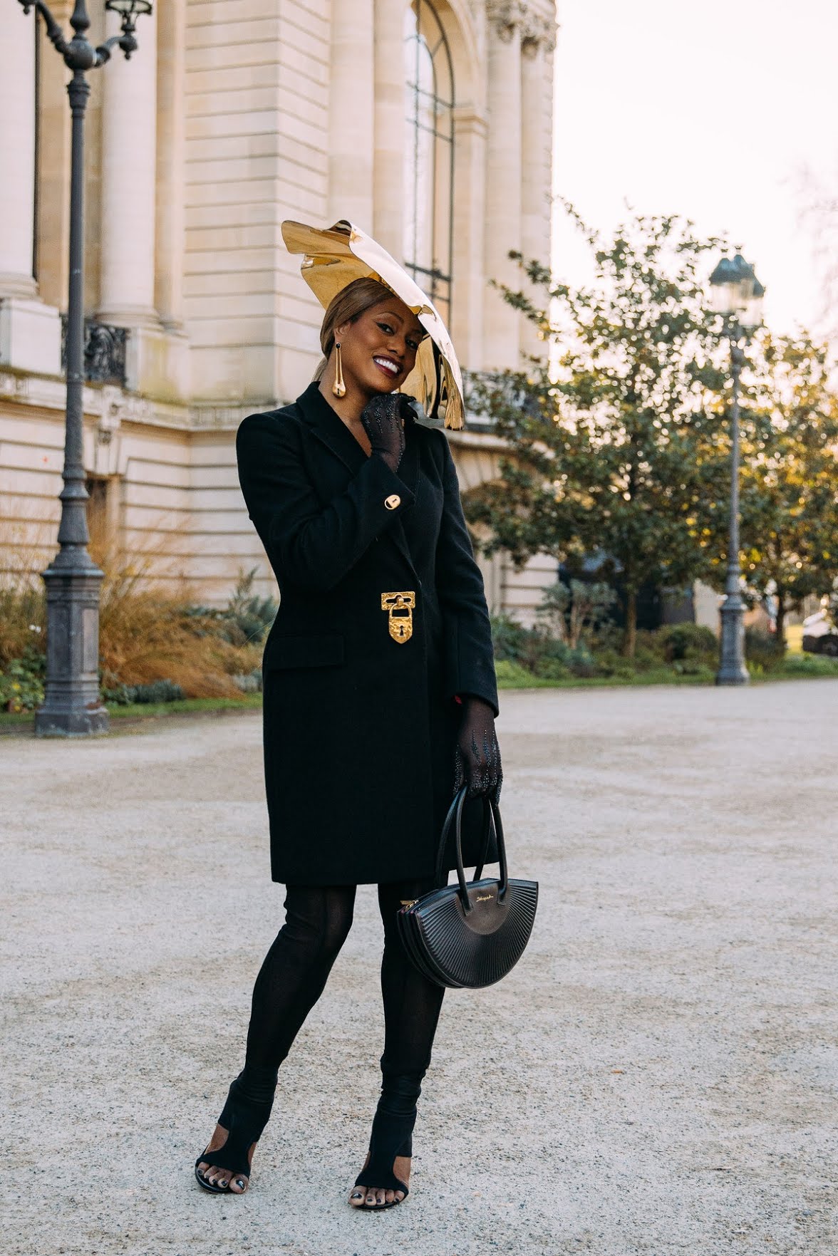 Couture Street Style: Η Vogue καταγράφει τις ωραιότερες εμφανίσεις από τους δρόμους του Παρισιού-18