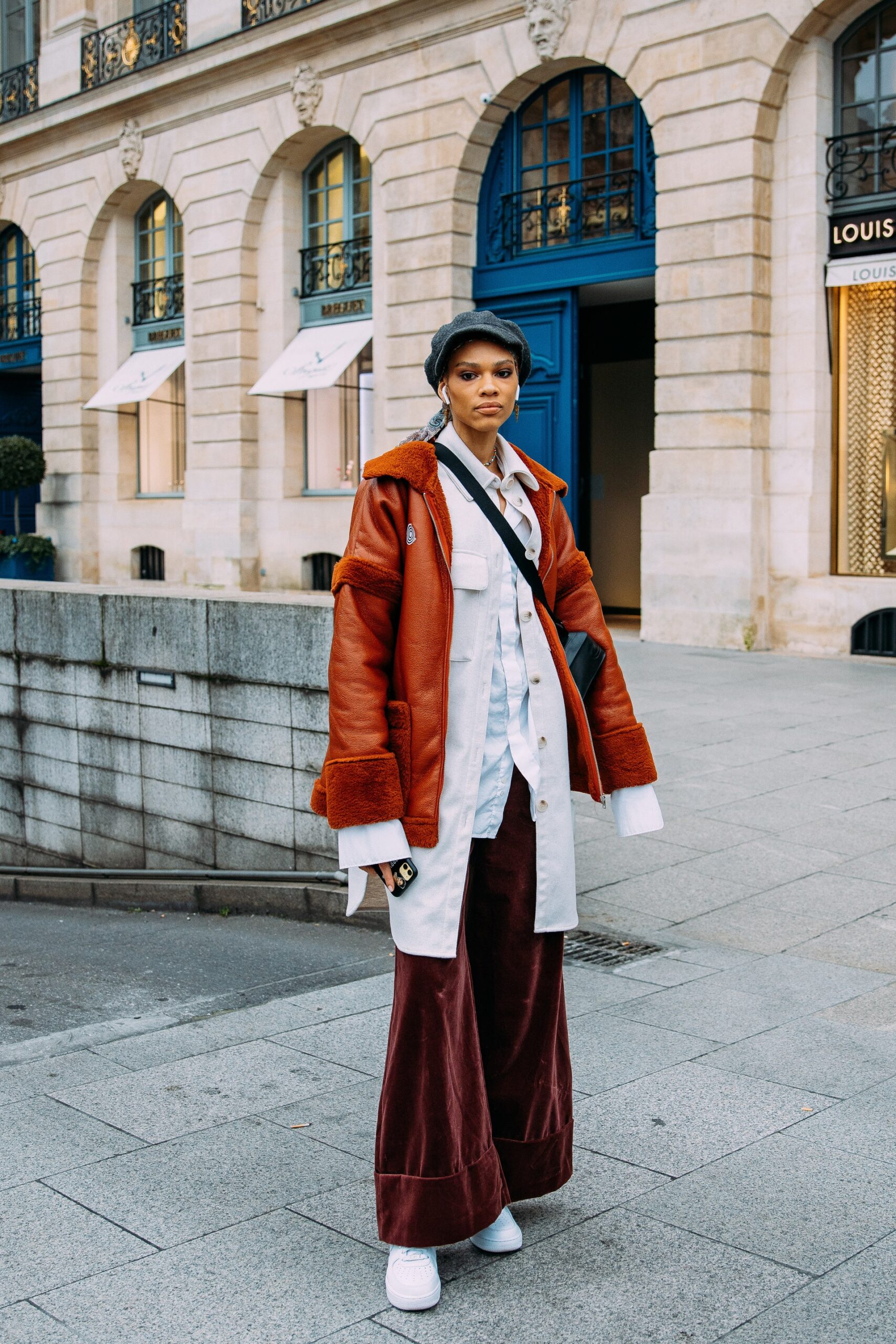 High top sneakers: Πώς θα φορέσετε το coolest trend;-3