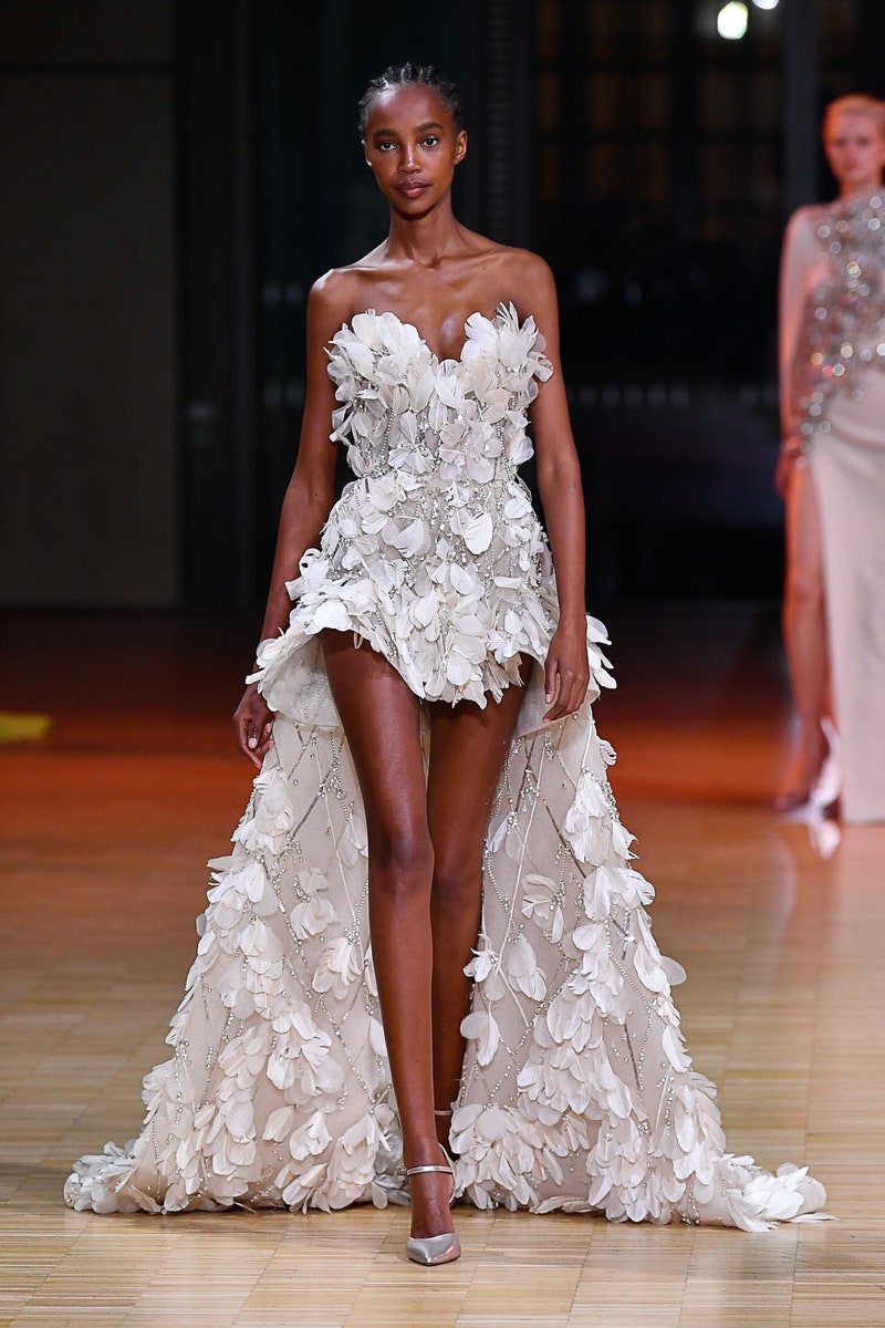 Τα πιο εντυπωσιακά νυφικά της Couture Week-7