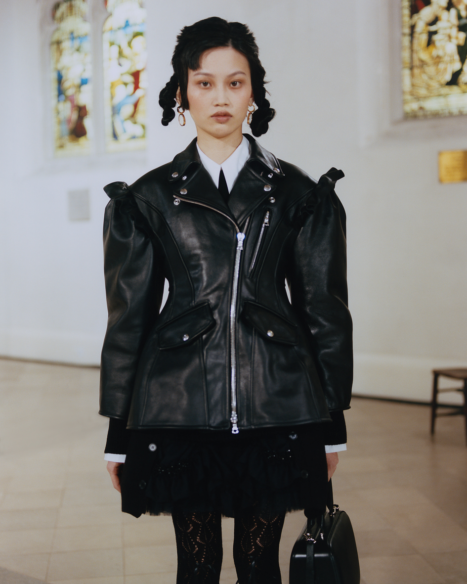 Α Romantic Rebel: Συνέντευξη με την Simone Rocha-9