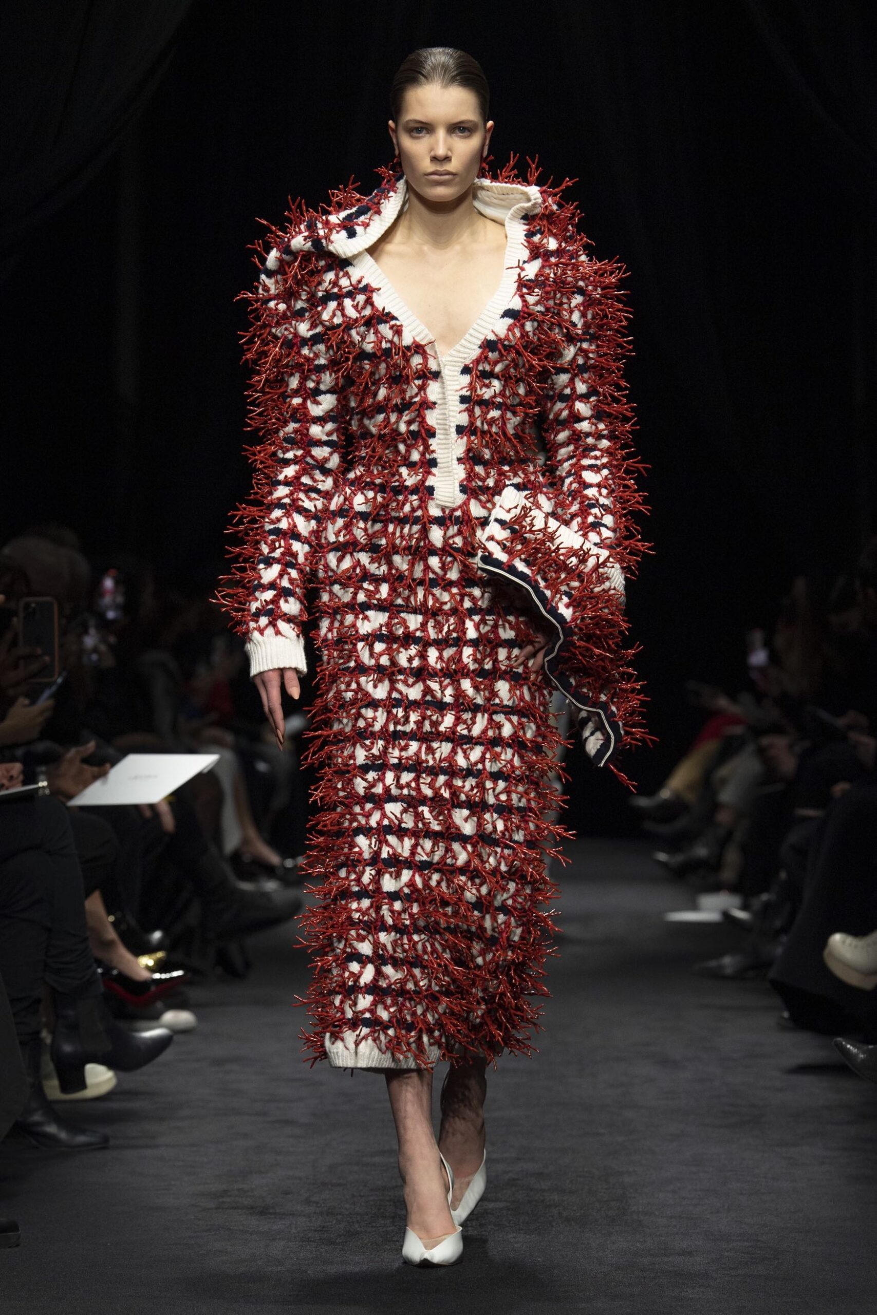 Jean Paul Gaultier x Glenn Martens: Μια couture συνεργασία που θα συζητηθεί πολύ-2