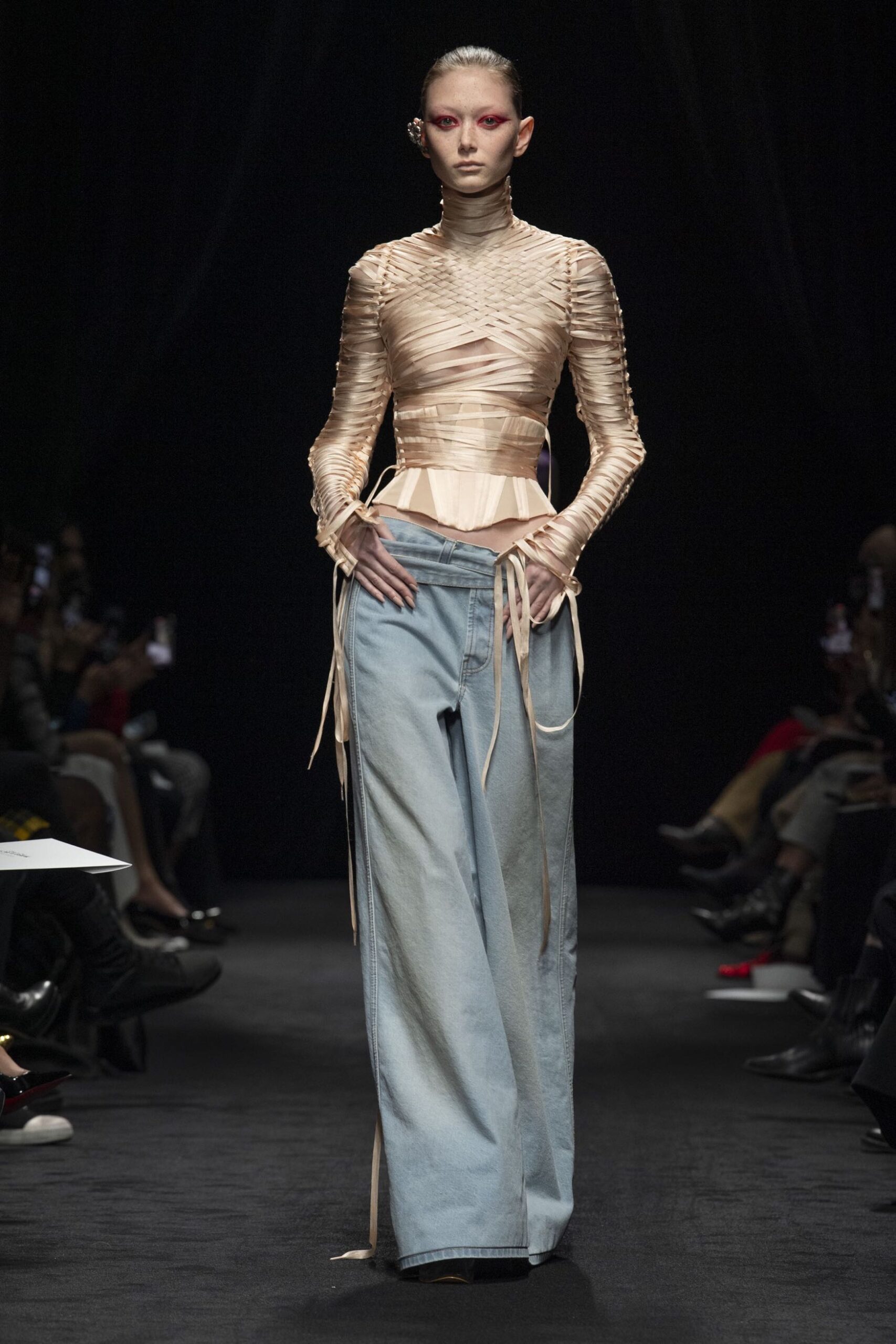 Jean Paul Gaultier x Glenn Martens: Μια couture συνεργασία που θα συζητηθεί πολύ-3