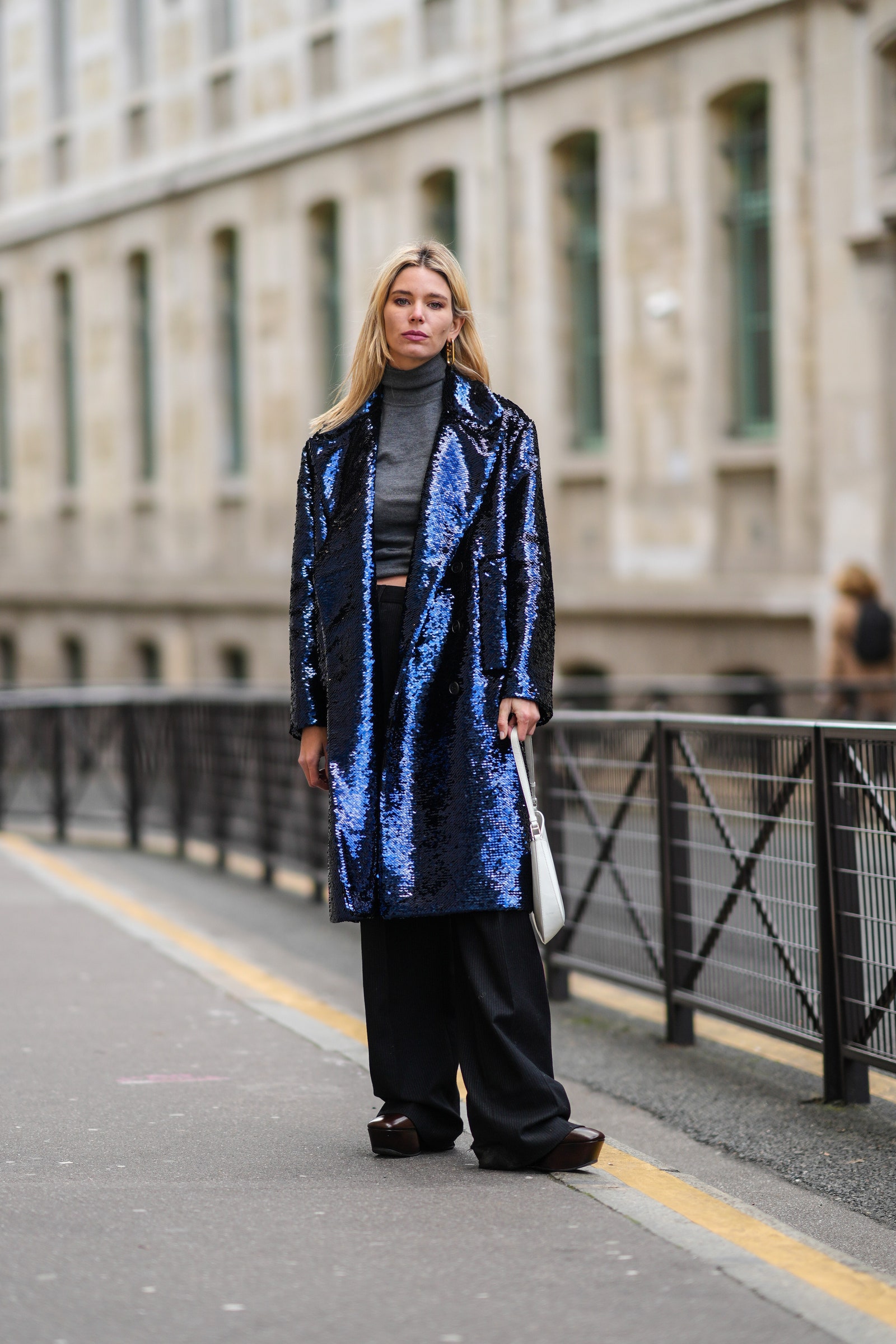 Τo ζιβάγκο είναι το κλειδί για τα πιο chic winter look-4