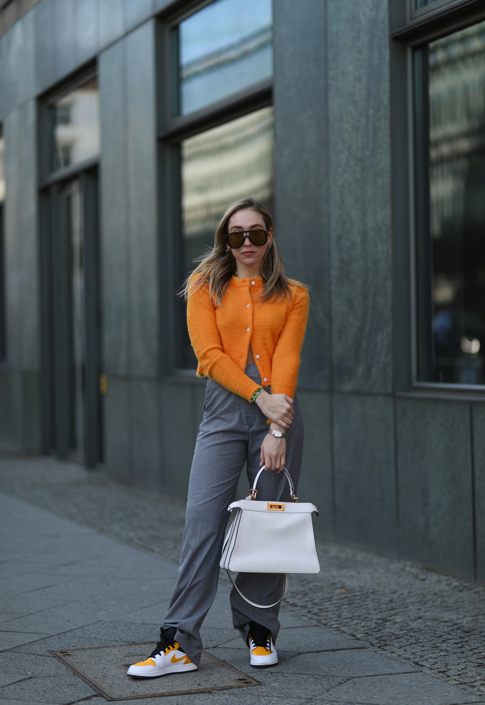 Jordans: 8 street style συνδυασμοί με τα πιο hot sneakers της άνοιξης-2
