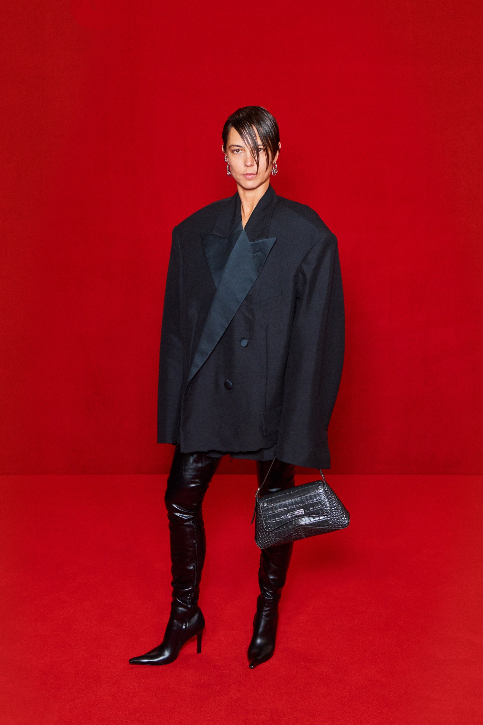 Το oversized blazer γίνεται το πιο σέξι βραδινό κομμάτι-7