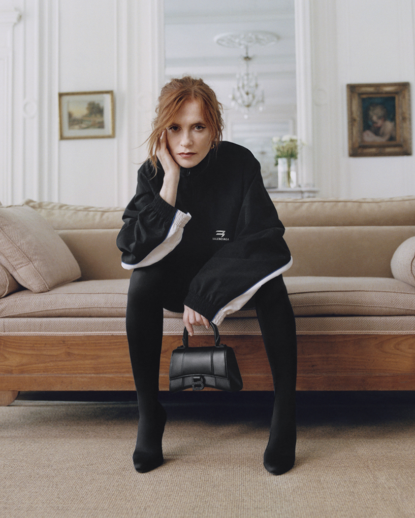 Kim Kardashian & Isabelle Huppert στη νέα καμπάνια Balenciaga-5