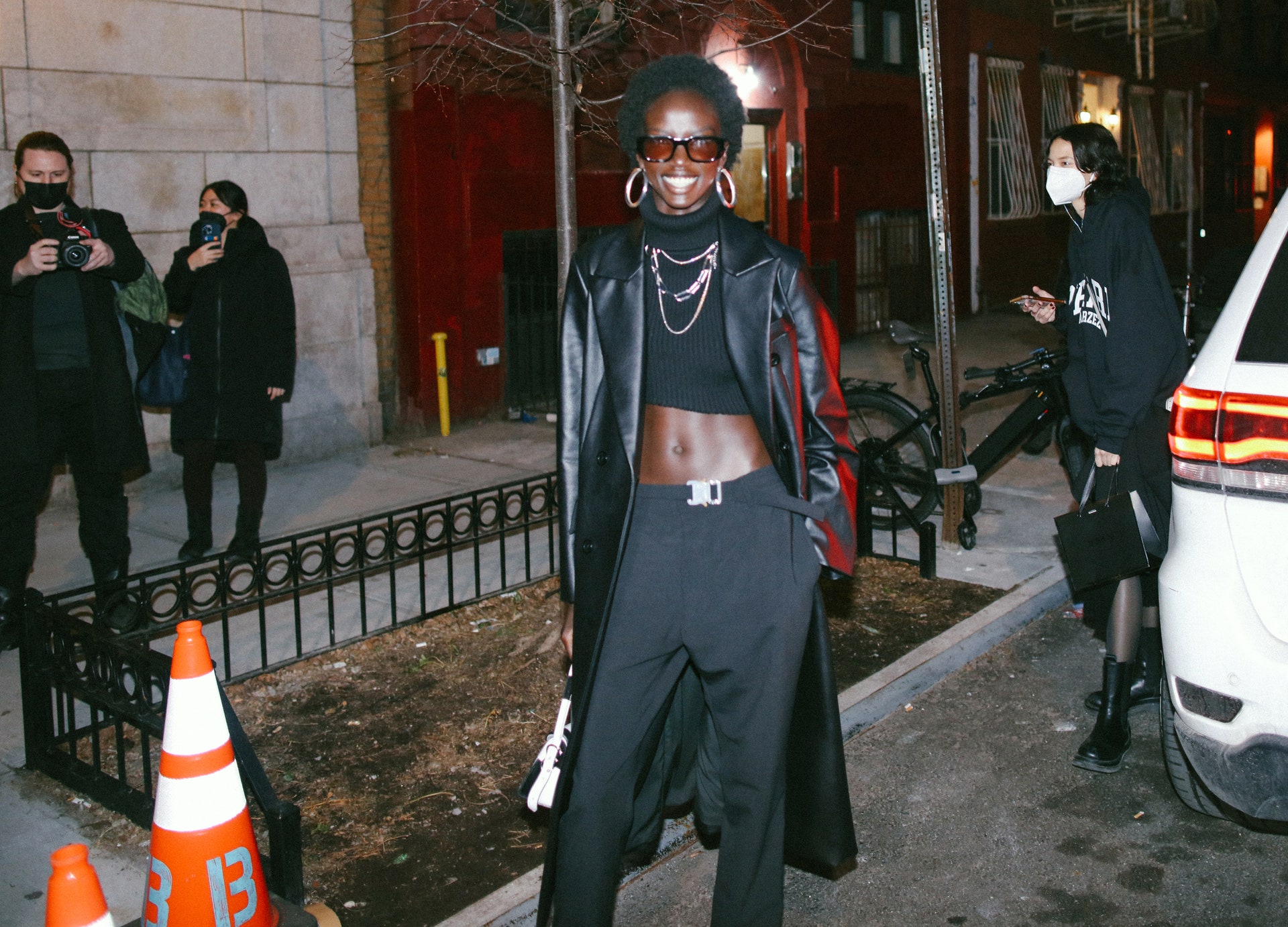 Το street style της Νέας Υόρκης ορίζει το νέο sexy look-7
