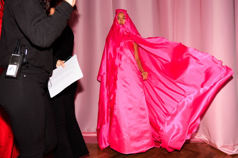 Εβδομάδα Μόδας Λονδίνου: H Vogue στο backstage των shows-6