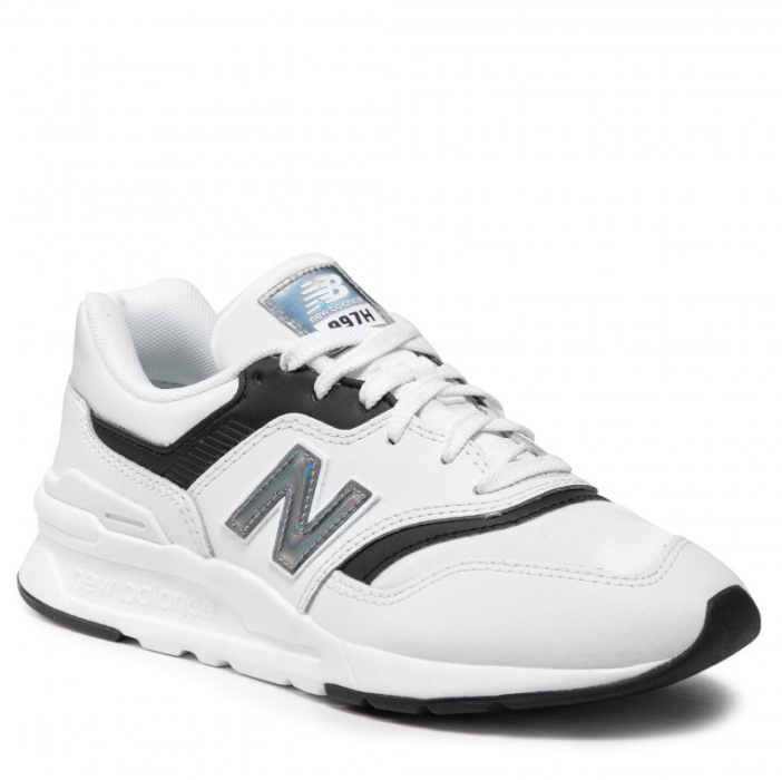 Μίντι φόρεμα και sneakers: Το combo που θα αντιγράψουμε την άνοιξη-11
