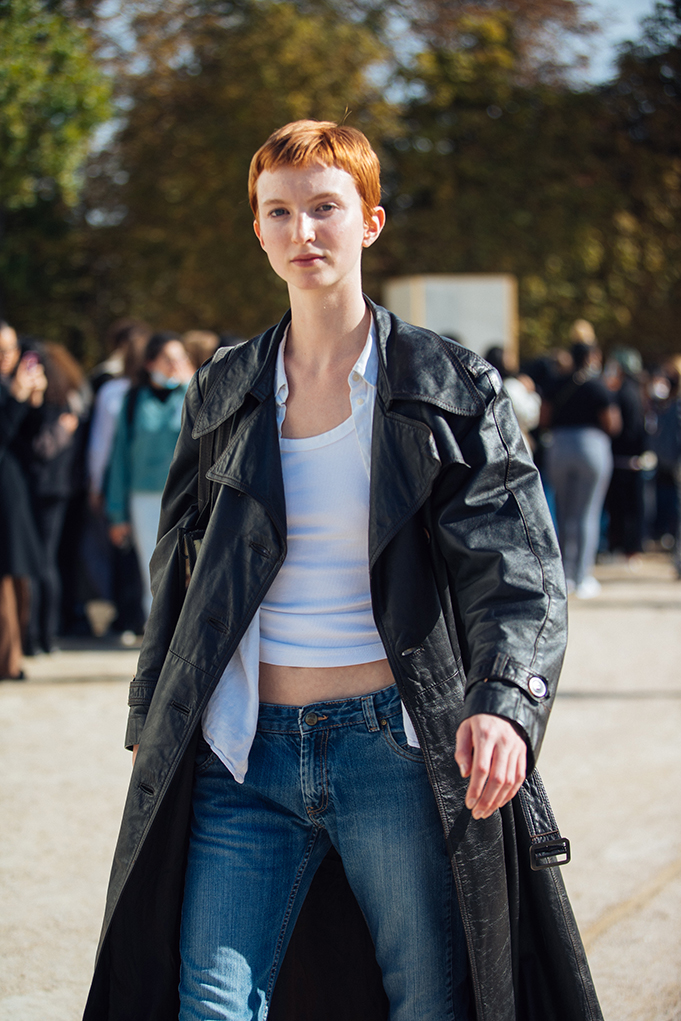 Λευκό tank top: Πώς θα συνδυάσετε την πιο fresh τάση της άνοιξης;-2