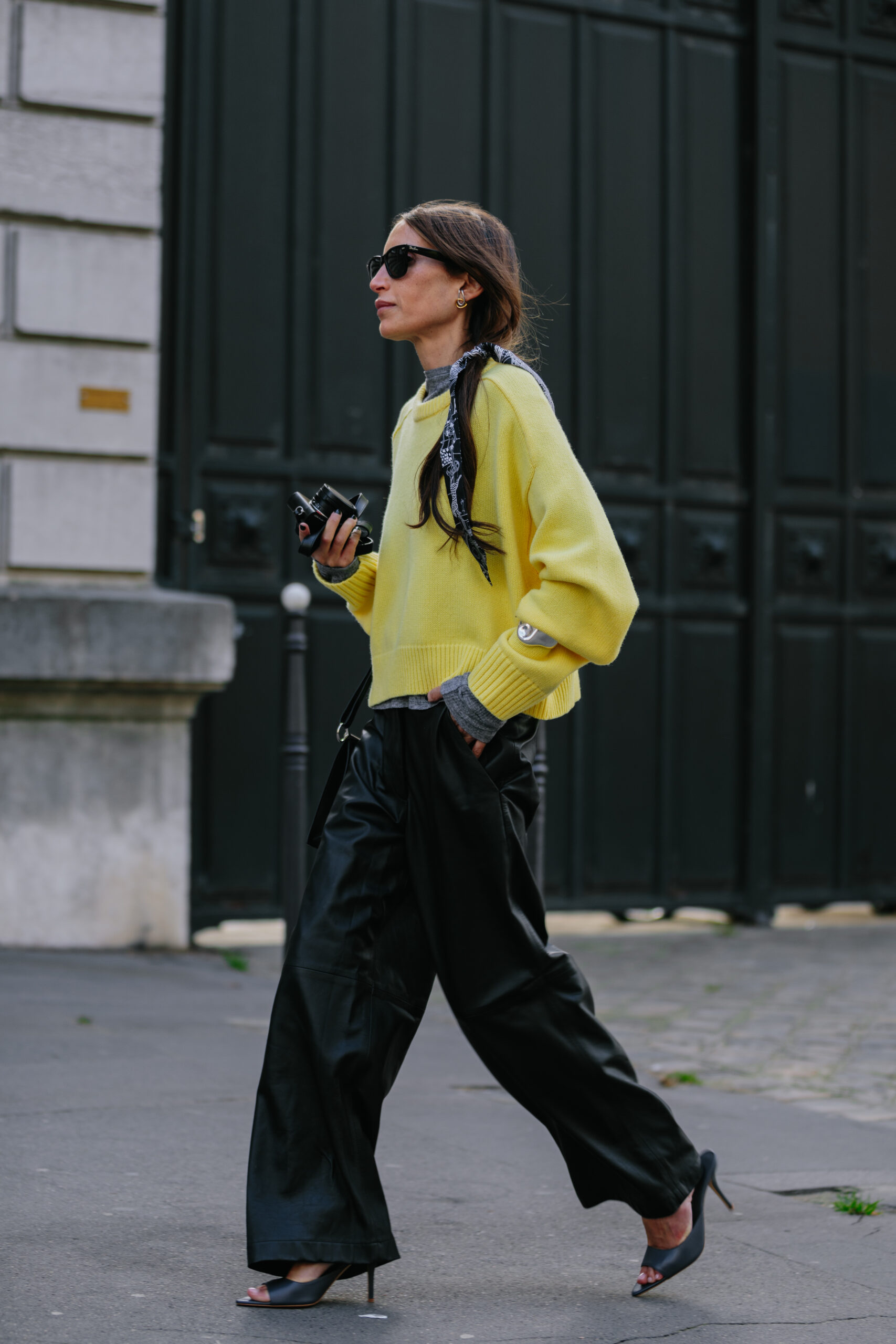 Τα 10 νέα basics της άνοιξης από τον οδηγό της Vogue-4